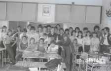 Zdjęcie klasowe, Białystok, druga połowa lat 70. XX w., fot. ze zbiorów Andrzeja Trzcińskiego