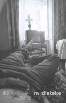 Wnętrze mieszkalne, Białystok, druga połowa lat 70. XX w., fot. ze zbiorów Andrzeja Trzcińskiego