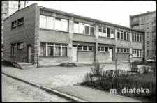 Budynek, ul. Zwierzyniecka 9, Białystok, druga połowa lat 70. XX w., fot. ze zbiorów Andrzeja Trzcińskiego