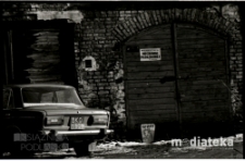 Warsztat mechaniki pojazdowej, Białystok, druga połowa lat 70. XX w., fot. ze zbiorów Andrzeja Trzcińskiego