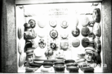 Witryna sklepowa, Białystok, druga połowa lat 70. XX w., fot. ze zbior&oacute;w Andrzeja Trzcińskiego