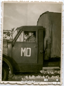 Mężczyźni w milicyjnej ciężarówce, Białystok, lata 50., 60. XX w.