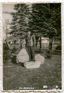 Portret mężczyzny, Park Planty, Białystok, lata 60. XX w.