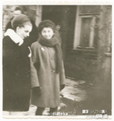 Irena Michalczuk idzie na wesele cioci, Świsłoczany, początek lat 70. XX w.