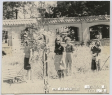 Czyn społeczny Technikum Ekonomicznego w Ogrodzie Angielskim Pałacu Branickich, Białystok - druga połowa lat 60. XX w.