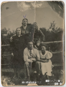 Wacława Rusinowicz z rodziną, druga połowa lat 30. XX w.