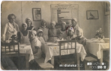 Uczennice na stołówce szkolnej, Białystok, ok. 1935 r.