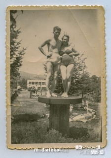 Halina i Czesław Kuczyńscy na wczasach, koniec lat 40. XX w.