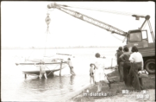 Wodowanie jachtu, lata 70. XX w.