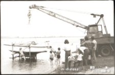 Wodowanie jachtu, lata 70. XX w.