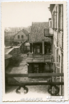 Widok z balkonu kamienicy, ul. Starobojarska 18, Białystok, 1963 r.