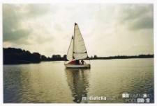 Jacht Okaz A-111, typ Karaś 450 na jeziorze, 1987-2006 r.