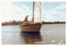 Łódka Odys AB-127, typ Plus na jeziorze, 1976-89 r.