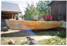 Praca nad wykonaniem łódki Zjawa, Rajgród, 2006-2014 r.