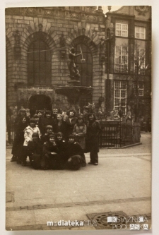 Klasa pod Fontanną Neptuna w Gdańsku