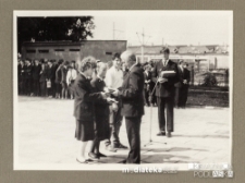 Uroczystość z okazji zakończenia roku szkolnego 1988/1989 - wręczenie świadectw, Białystok, Technikum Kolejowe w Starosielcach