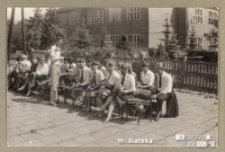 Uroczyste pożegnanie klas IV, Białystok, Technikum Kolejowe w Starosielcach, 1982 r.