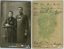 Portret kobiety i mężczyzny wykonany w atelier fotograficznym, Borisoglebsk, 1915 r. Fot. Zakład Fotograficzny U. Neżelskij