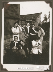 Spotkanie koleżeńskie u Sanderackich, Białystok - osiedle Antoniuk - 1941-1943 r.