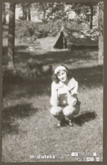 Iza Jasińska na biwaku, lata 60. XX w.