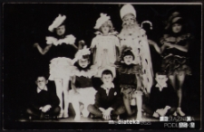 Przedstawienie świąteczne podczas choinki zakładowej Rejonowego Urzędu Telekomunikacyjnego, ul. Warszawska 10, Białystok - 1934 r.