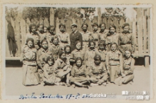 Zdjęcie grupowe drużyny harcerskiej Związku Harcerstwa Polskiego "Dzieci słońca" im. Narcyzy Żmichowskiej, Biała Podlaska, 17.05.1936