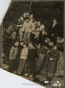 Wycieczka w góry podczas szkolenia instruktorów drużynowych zuchowych w Karkonoszach, 1959 r.
