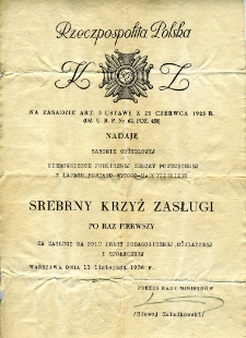 Dyplom srebrnego krzyża zasługi nadanego Sabinie Grundl