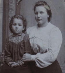 Portret młodej kobiety i dziecka