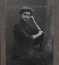 Portret młodej kobiety