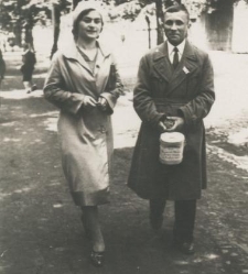 Kwesta na ulicy uczniów seminarium nauczycielskiego