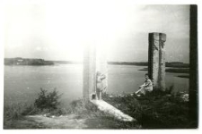 Kobieta i chłopiec nad Wigrami