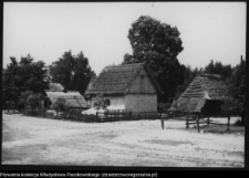 Drewniane chałupy północnego Podlasia i wschodniego Mazowsza