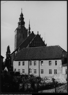 Tarnów-Dębno, zabytki