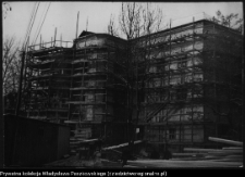 Pieskowa Skała, zamek i jego otoczenie