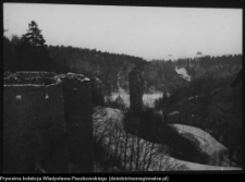 Pieskowa Skała, zamek i jego otoczenie