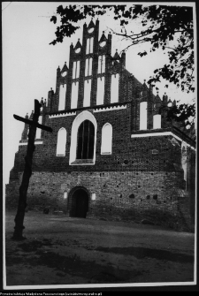 Wizna, odbudowa kościoła