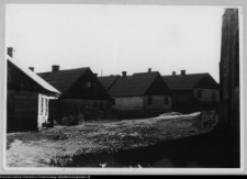 Sejny, drewniana zabudowa obok synagogi