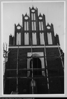 Wizna, odbudowa kościoła