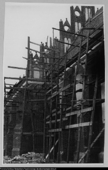 Wizna, odbudowa kościoła