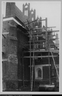 Wizna, odbudowa kościoła