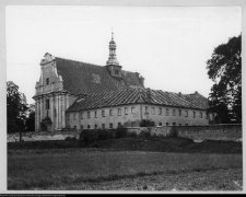 Miejska Górka, klasztor franciszkanów na Goruszkach