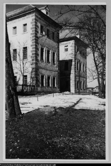 Supraśl, Pałac Opatów