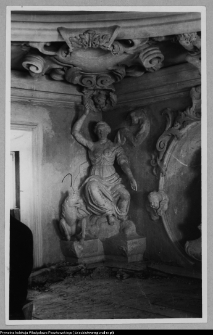 Supraśl, Pałac Opatów