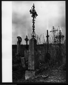 Chodor&oacute;wka, krzyże cmentarne