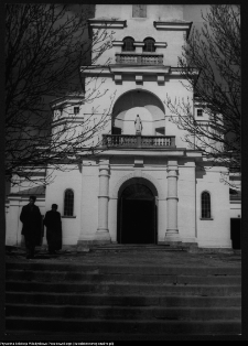 Mońki, kościół MB Częstochowskiej i św. Kazimierza