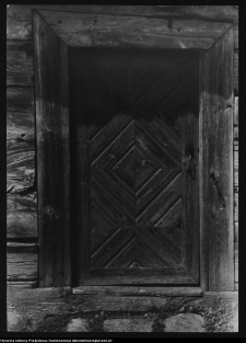 Miodusy-Pokrzywne, chaty wiejskie