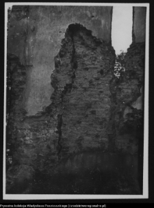 Mielnik, ruiny gotyckiego kościoła Świętej Trójcy