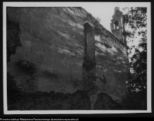 Mielnik, ruiny gotyckiego kościoła Świętej Trójcy