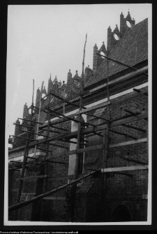 Wizna, odbudowa kościoła